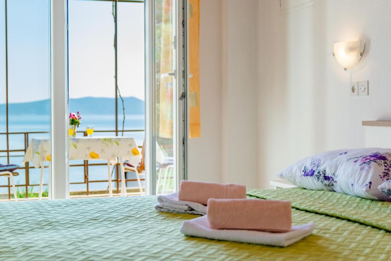 Rooms Sani Brela Cameră foto