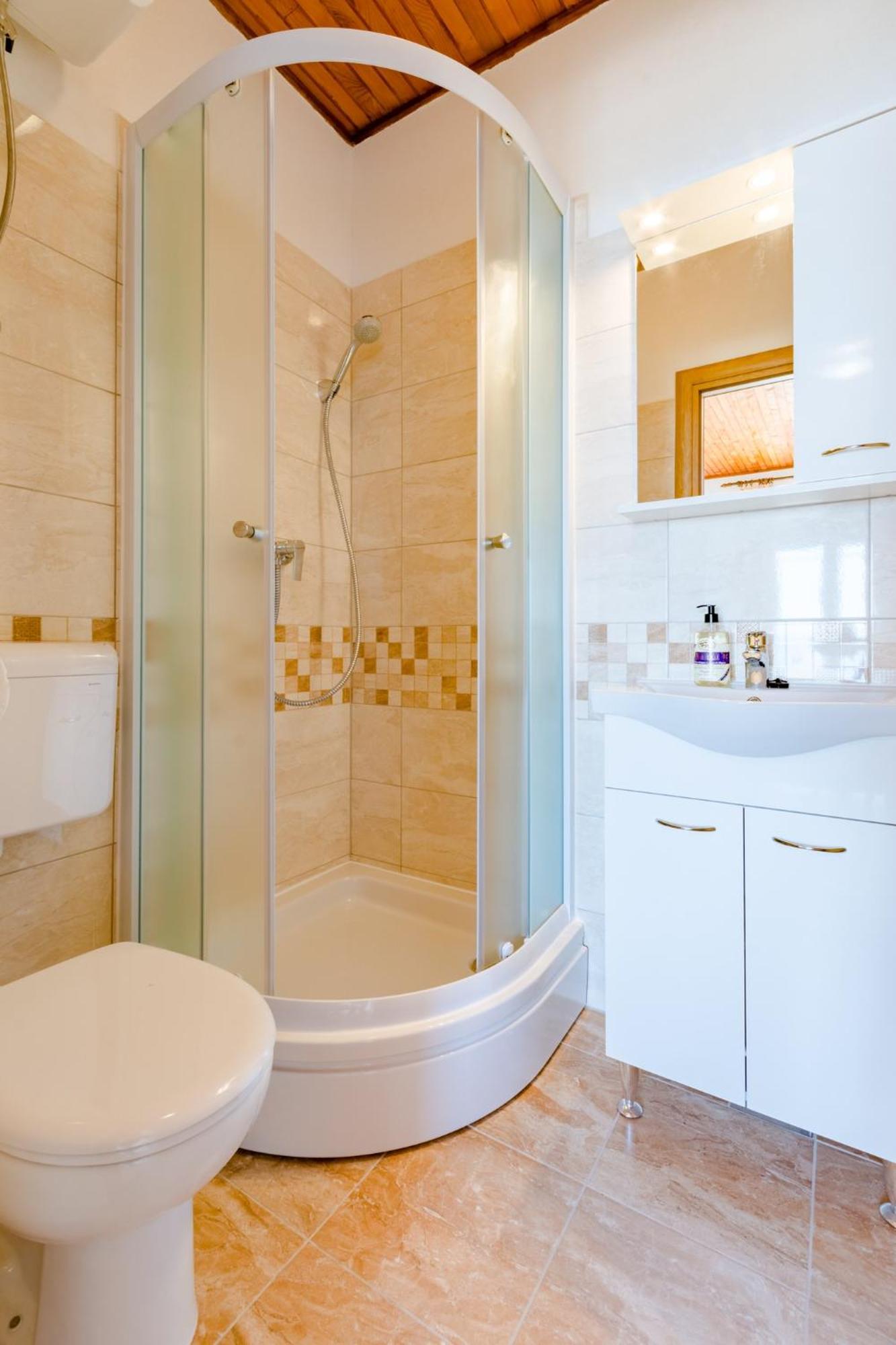 Rooms Sani Brela Cameră foto